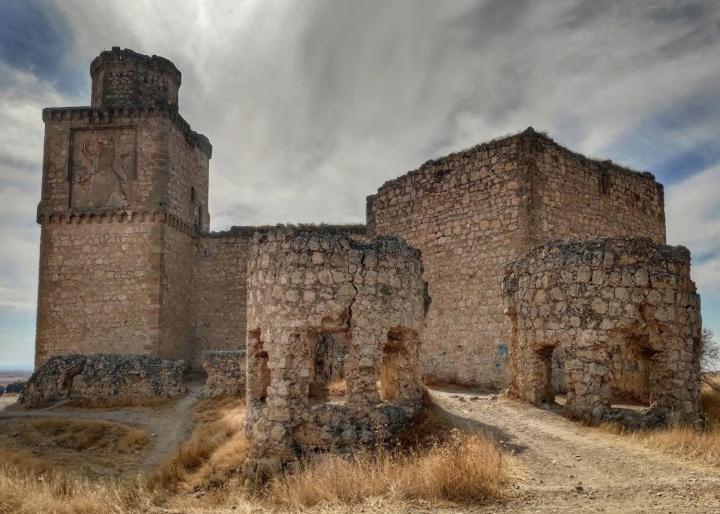 Toledo Ciudad De Las Tres Culturas , Un Lugar Para Disfrutar Todas Las Familias Con Sus Hijos " Desayuno Incluido" Villamiel de Toledo Esterno foto