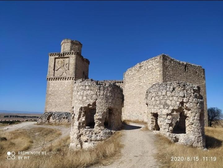 Toledo Ciudad De Las Tres Culturas , Un Lugar Para Disfrutar Todas Las Familias Con Sus Hijos " Desayuno Incluido" Villamiel de Toledo Esterno foto