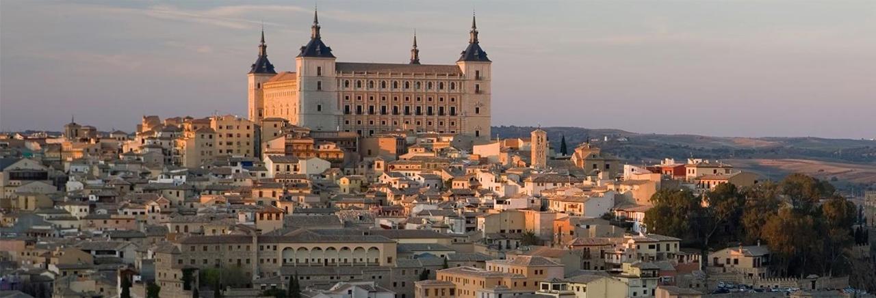 Toledo Ciudad De Las Tres Culturas , Un Lugar Para Disfrutar Todas Las Familias Con Sus Hijos " Desayuno Incluido" Villamiel de Toledo Esterno foto